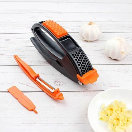 Multifunctional Garlic Press, Garlic Mincing Crushing Tool (1 Pc)